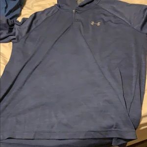 Men’s under armor heat gear shirt